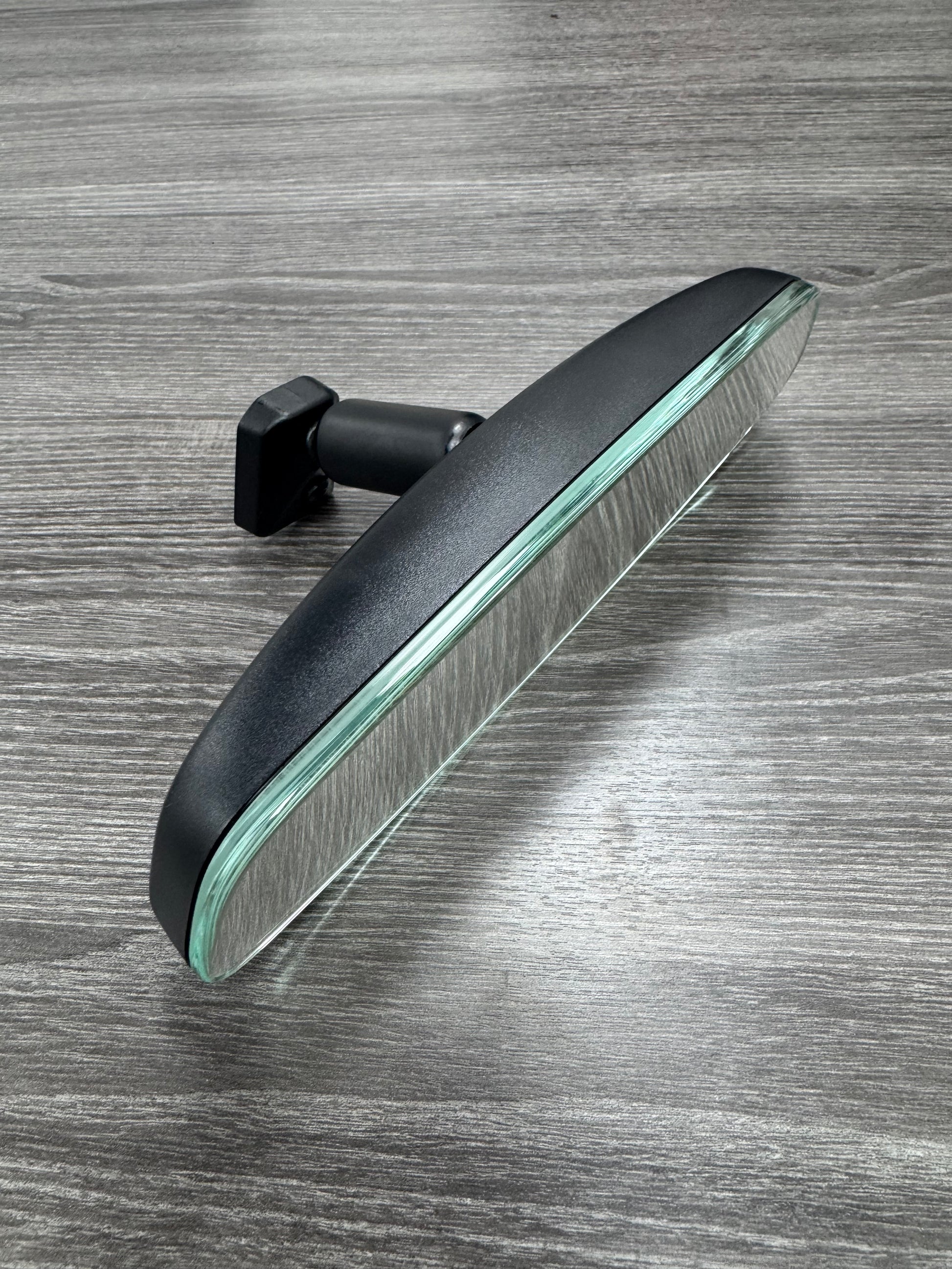 Wrap around glass rear view mirror