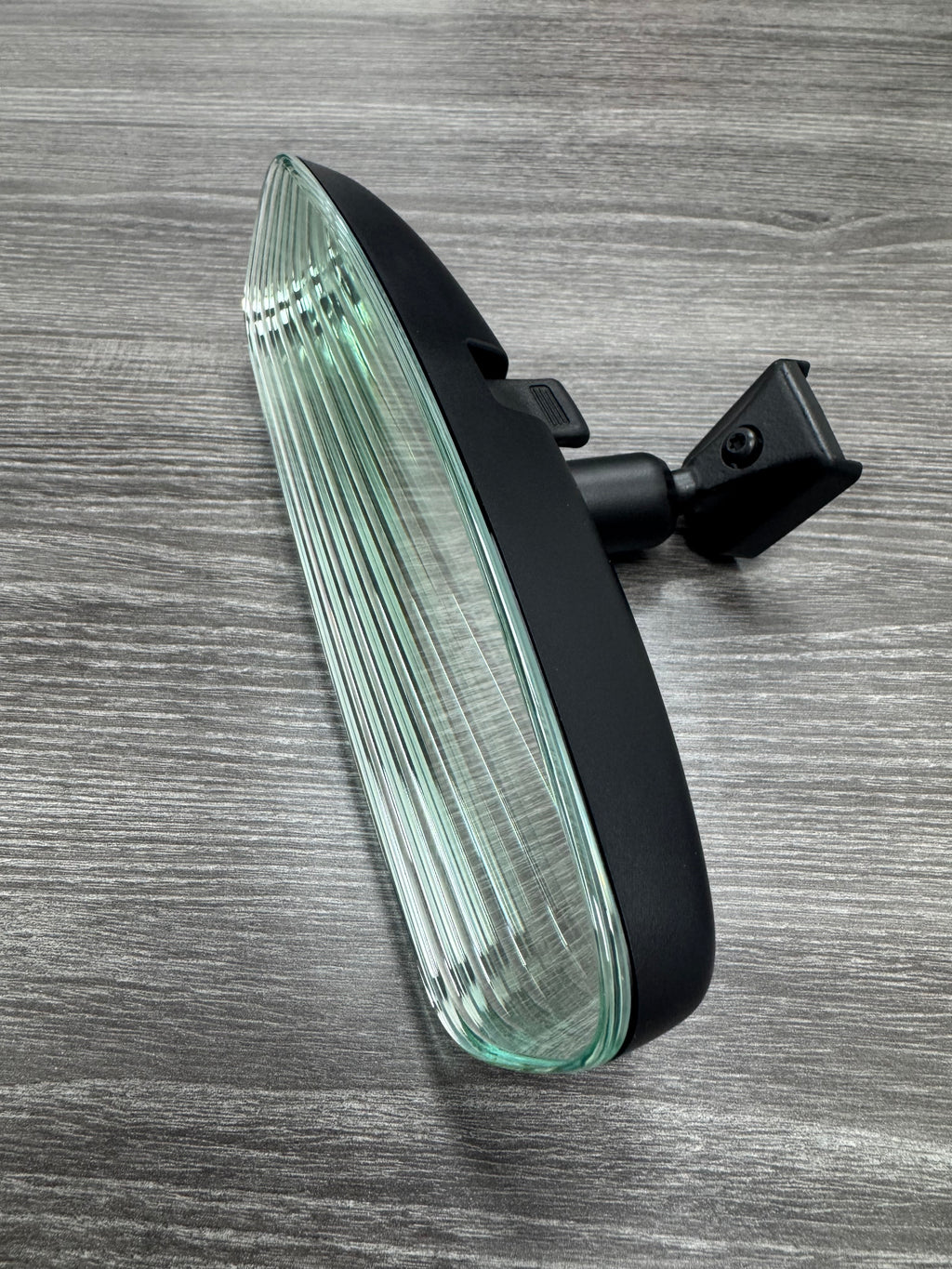 Wrap around glass rear view mirror